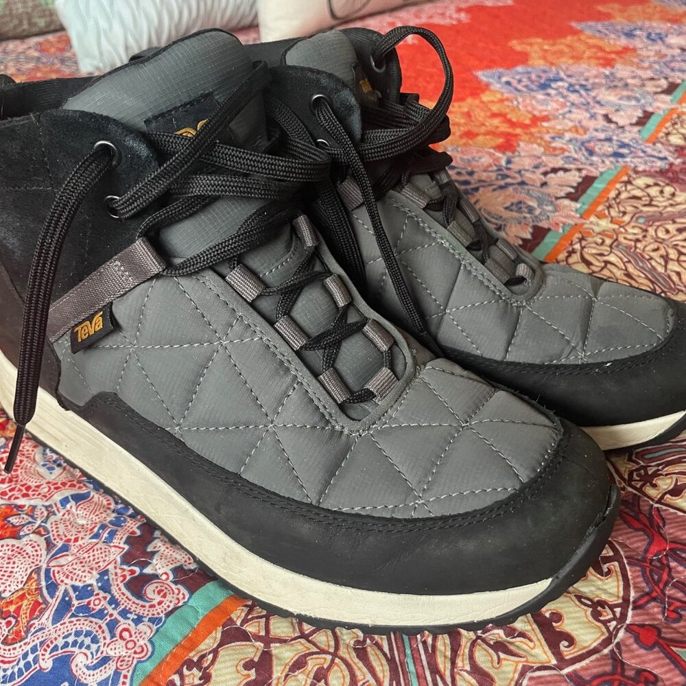 Teva Winter Boots